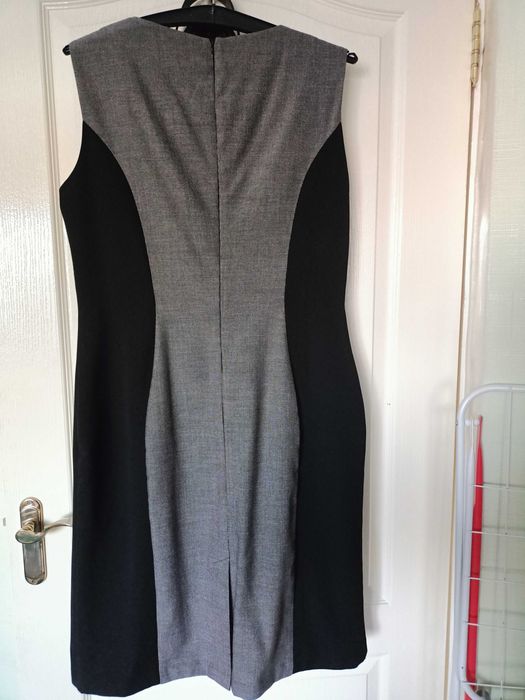 Продам Сарафан HELENA костюмная ткань на подкладкке