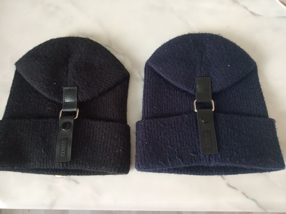 Шапки для двійнят