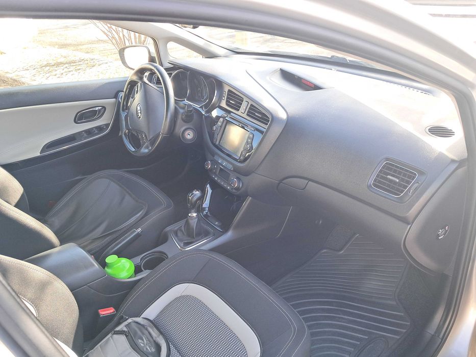 Automovel Kia Ceed 1.6 CRDi