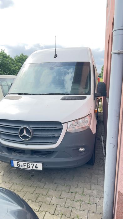 mercedes sprinter