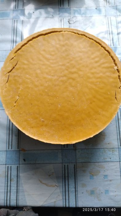 Віск бджолиний в кругах