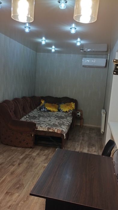 Здам двух кімнатну квартиру  подобово