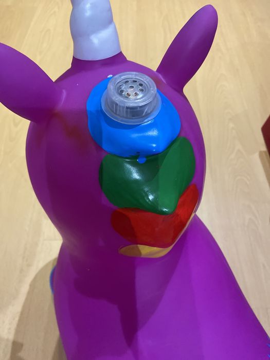 Unicornio saltitao Comprei a minha filha nao gostou