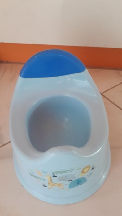 Горшок дитячий пластмасовий