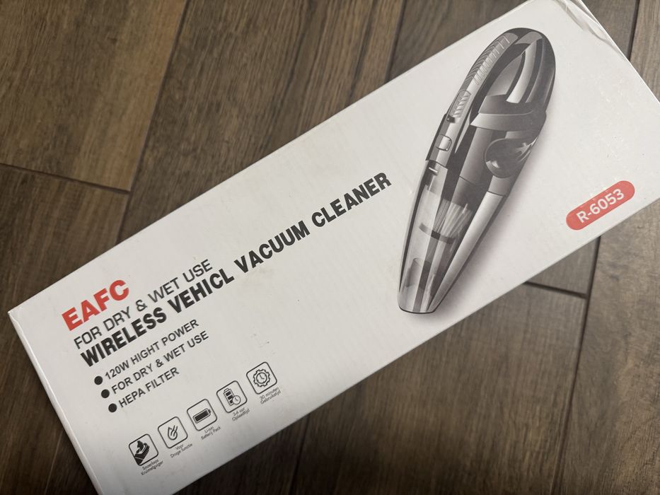 Автомобільний пилосос