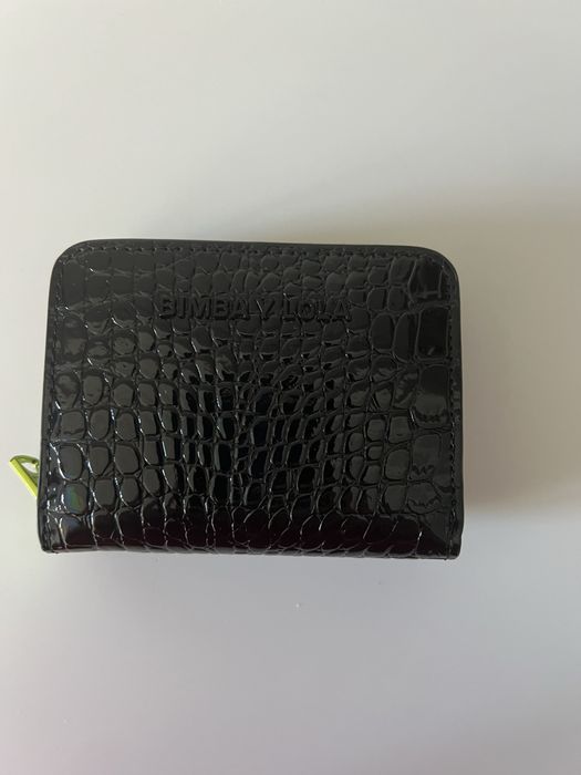 Carteira ByL preta (efeito pele de crocodilo)