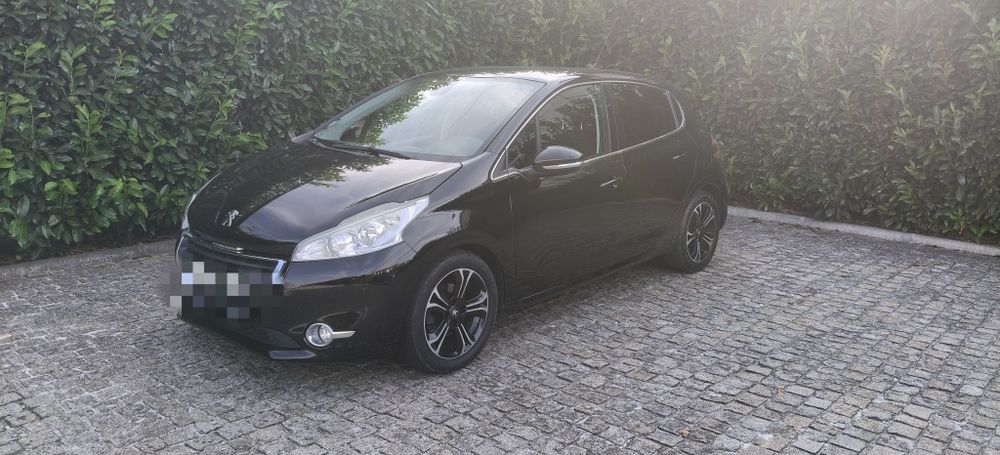 Peugeot 208 1.6 hdi