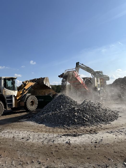 Usługi Kruszarka Kruszenie Wynajem Kruszarki Sandvik Rozbiórki