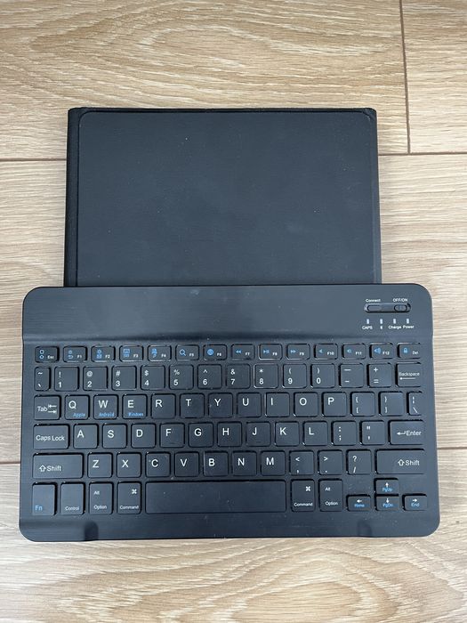 klawiatura etui ipad 9 gen czarny skorzany