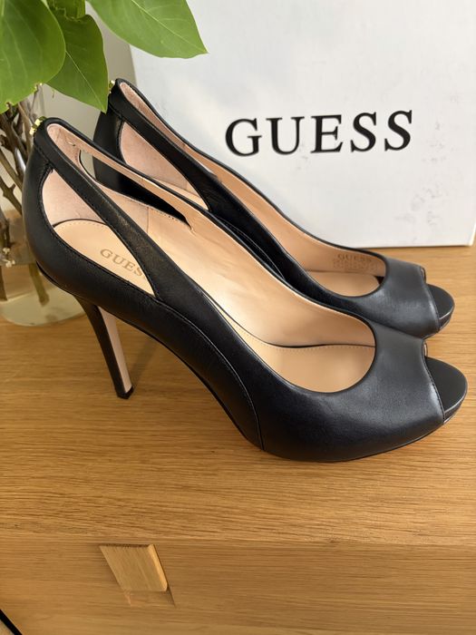 Szpilki Guess  nowe  OKAZJA