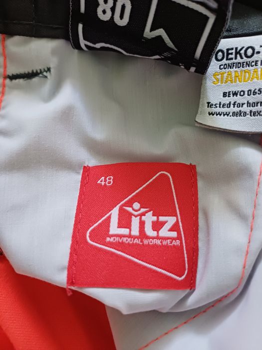 Odzież robocza nowa. KURTKI PO 70 ZŁ, SPODNIE 70 ZŁ