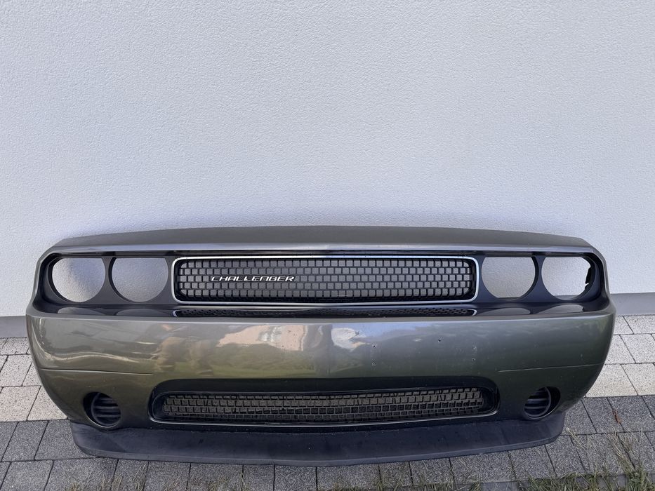Zderzak dodge challenger