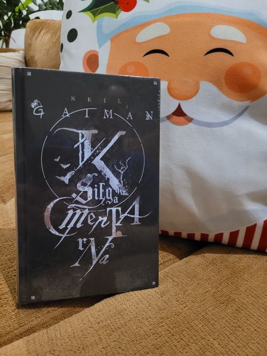 Księga Cmentarna - Neil Gaiman