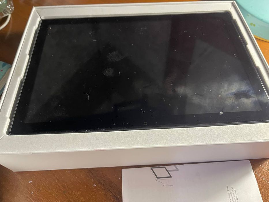 Планшет пад6 ксіомв