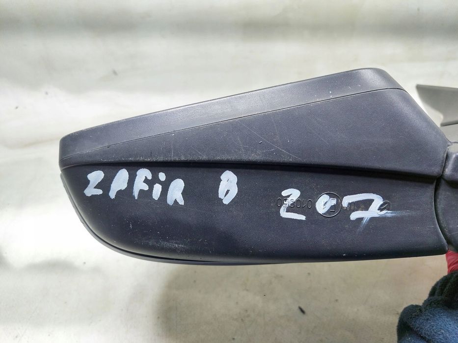 Lusterko Lewe 5 Pin Opel Zafira B