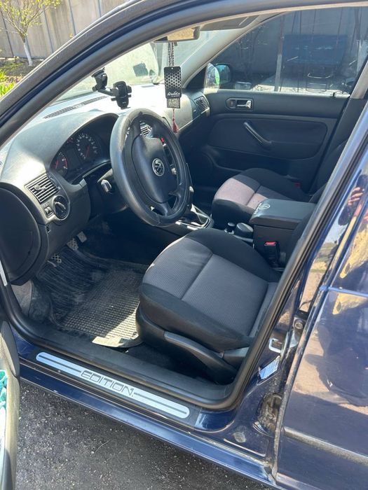 Продам VOLKSWAGEN Golf