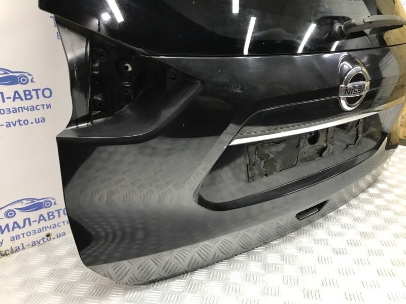 Крышка багажника X-Trail с Разборки Nissan X-Trail