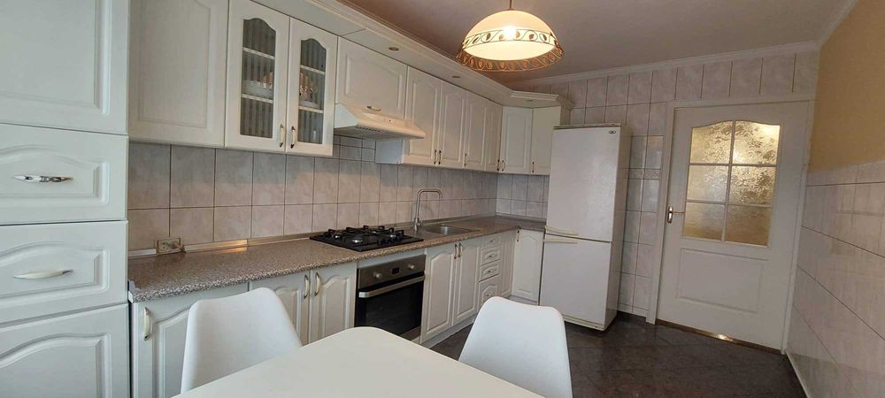 Трикімнатна квартира біля Порт-сіті для  6-8 осіб