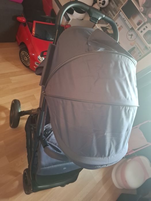 Carrinho bebé como novo