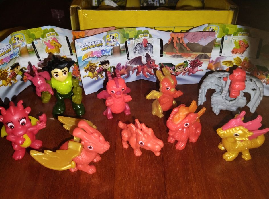 Киндер сюрприз Пасхальна серія Кіндеріно динозаври