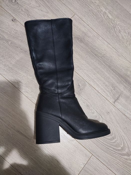 Зимові сапожки, чоботи 39р. Натуральна зерниста шкіра