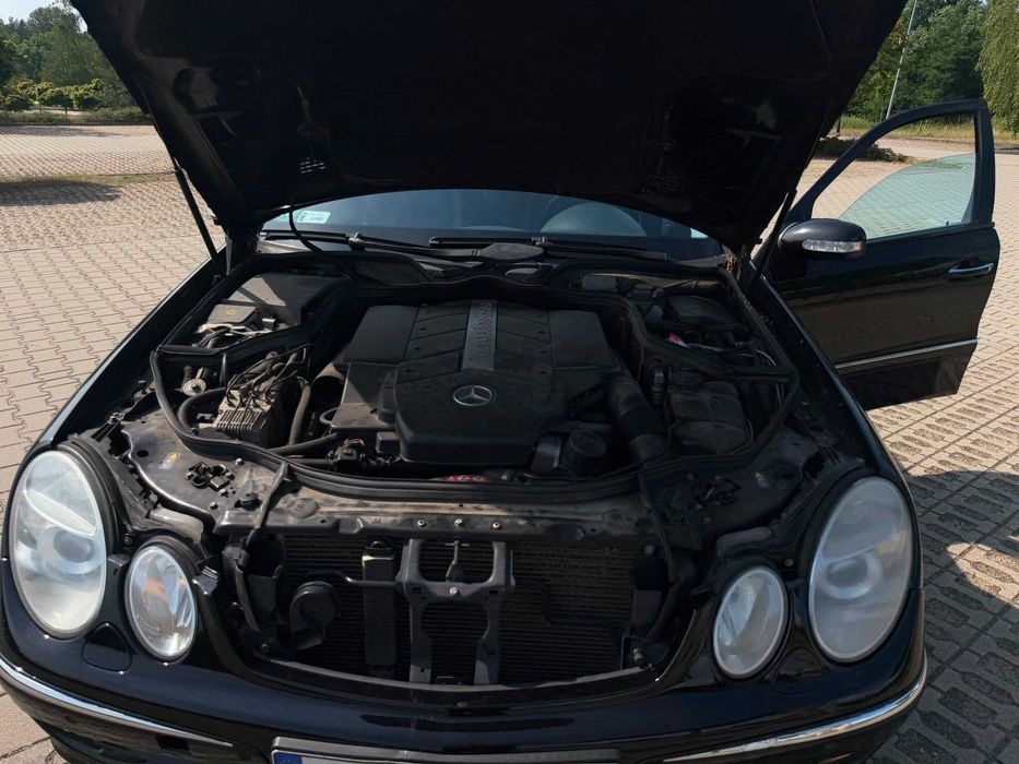 Mercedes W211 E500 2004