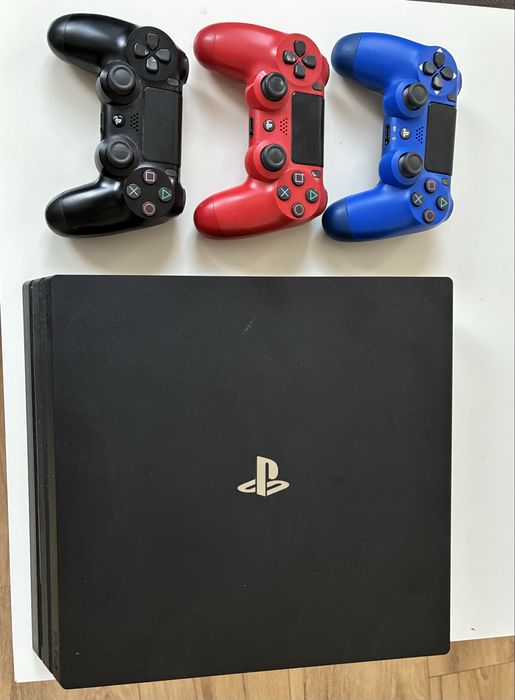 Konsola Ps 4 pro 1 TB