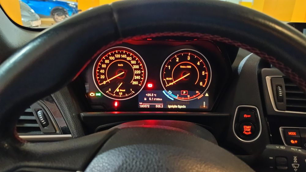 BMW 116 d Sport gasóleo.