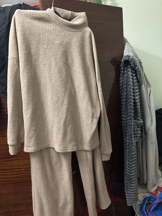 Жіночий Теплий костюм с м