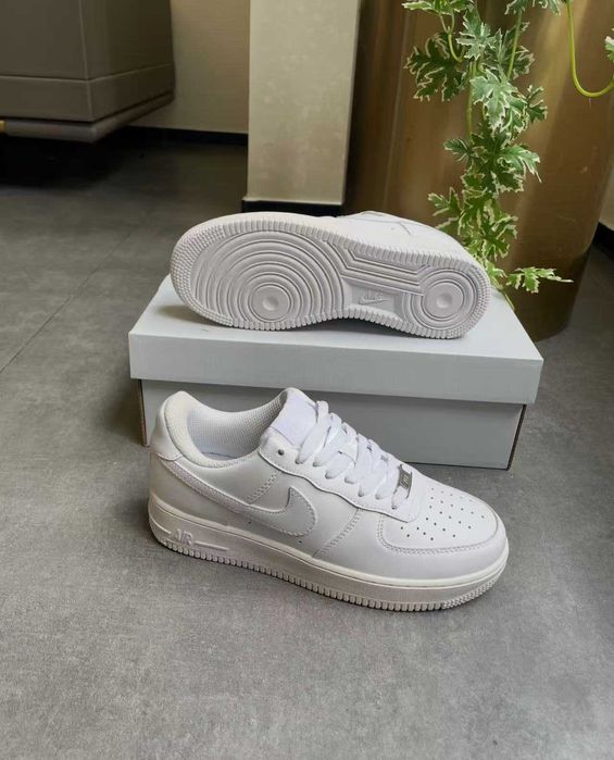 Buty Air force 1 biale rozmiar 44 Nowe