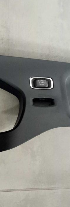 Aro do Quadrante com Comutador de Arranque Start/ Stop Volvo V40 2014 em Stock