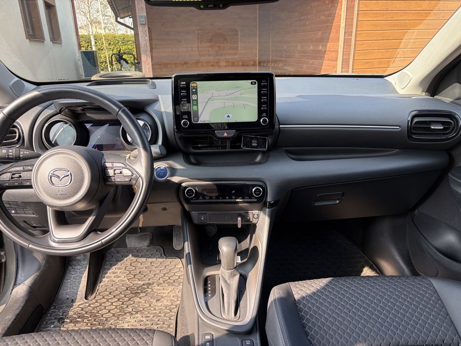 Mazda 2 hybrid cesja leasing 2023 serwis,salon