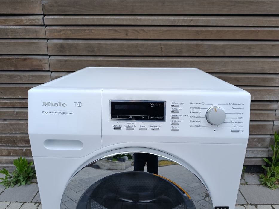 Сушильна машина Miele TKL450WP