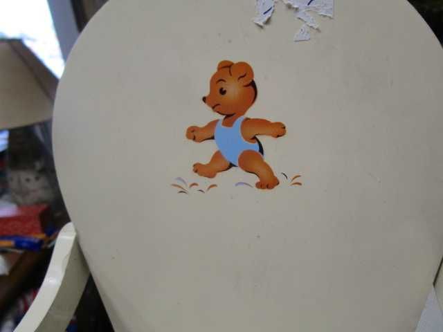 Cadeira antiga madeira brinquedo português cerca 60 cms altura