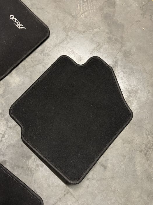 Dywaniki do auta Ford Fiesta VI