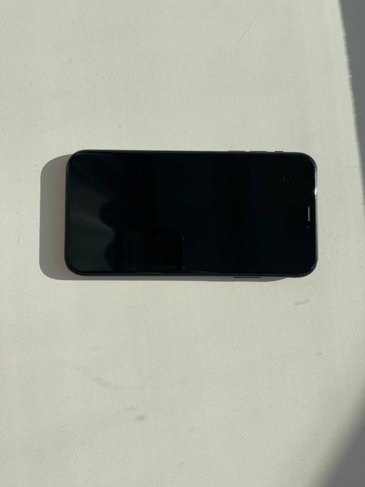 Продам Iphone xr
