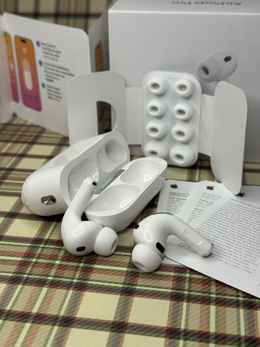 Навушники Apple AirPods Pro 3
