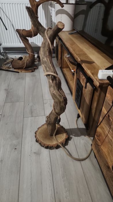 Lampa stojąca  mała
