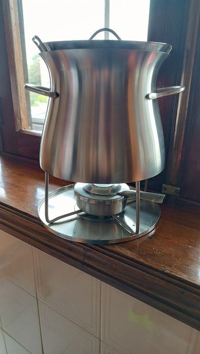 Fondue Bodum completo em aço inox nunca usado
