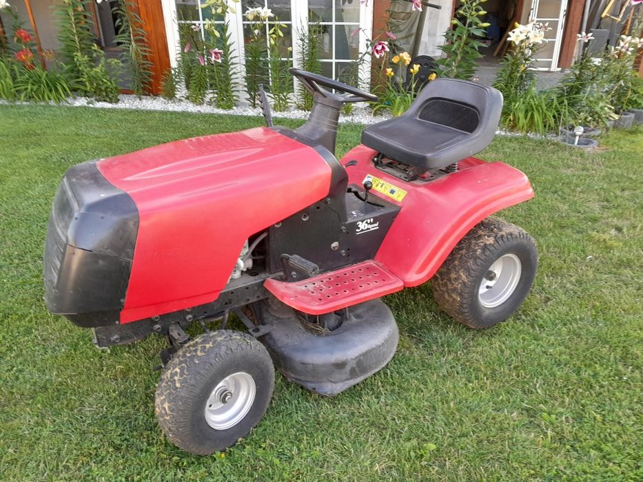 Jonsered traktorek 15.5 hp