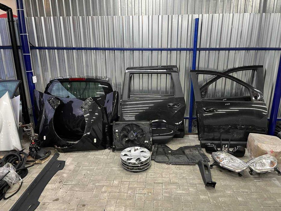 Двері Перед зад Dacia Lodgy / Dokker