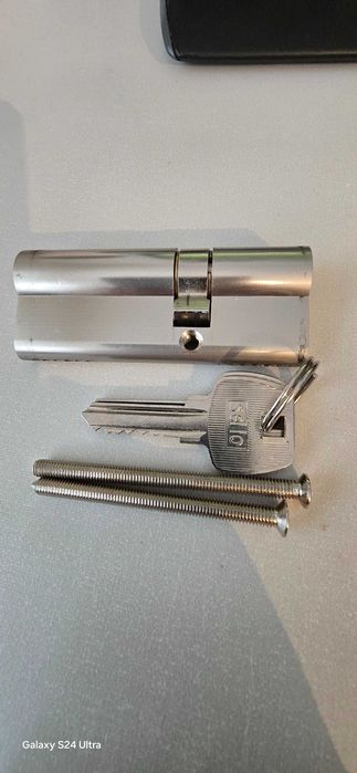 Wkładka bębenkowa SETTO - 2 klucze - stan b. dobry, b. krótko używana