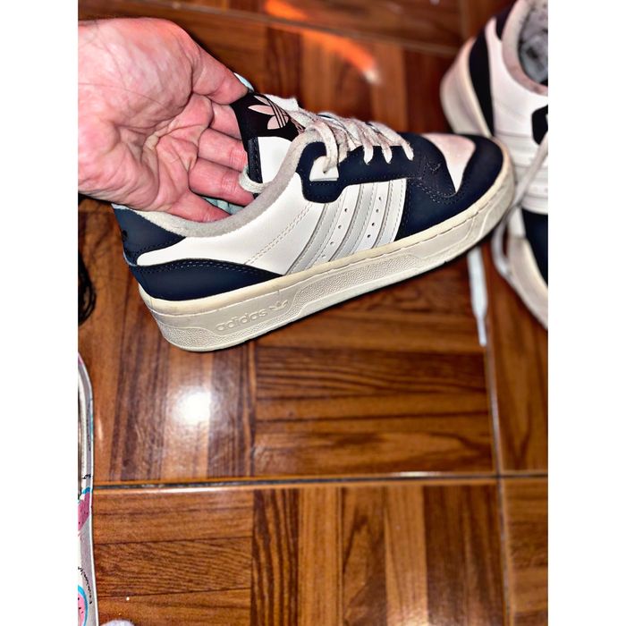 Vendo sapatilhas adidas