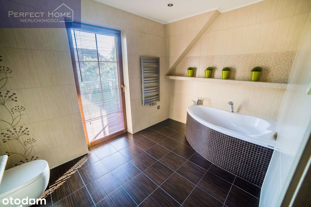 Dom W Kiczycach | 5 Pokoi | 849 M² Działki | Podwójny Garaż