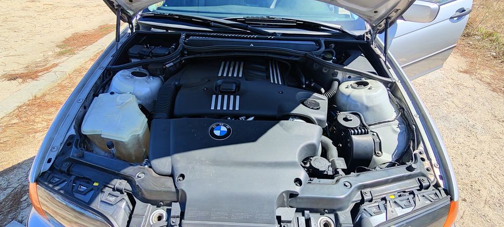 Vende-se BMW 320D e46