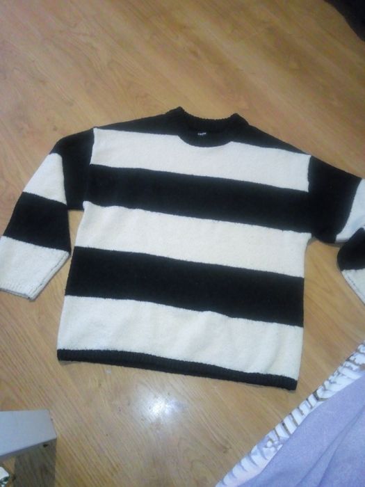 Sweterek damski rozmiar s