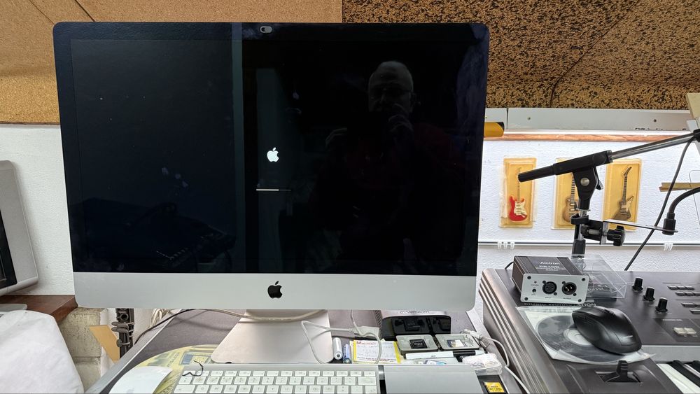 Imec de 27” i5 1000G ssd 24ram