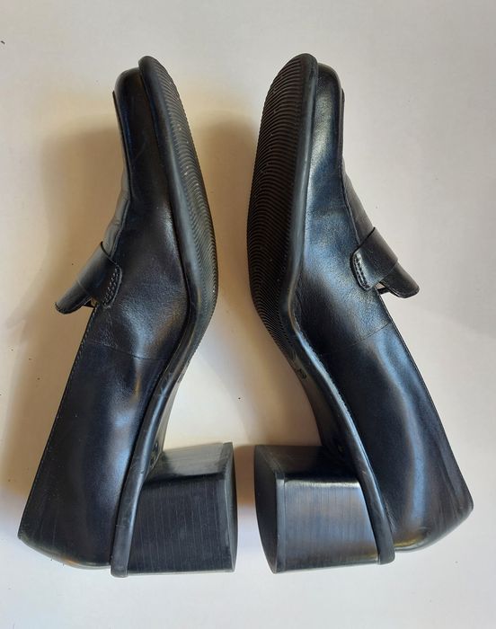 Buty damskie pantofle skórzane