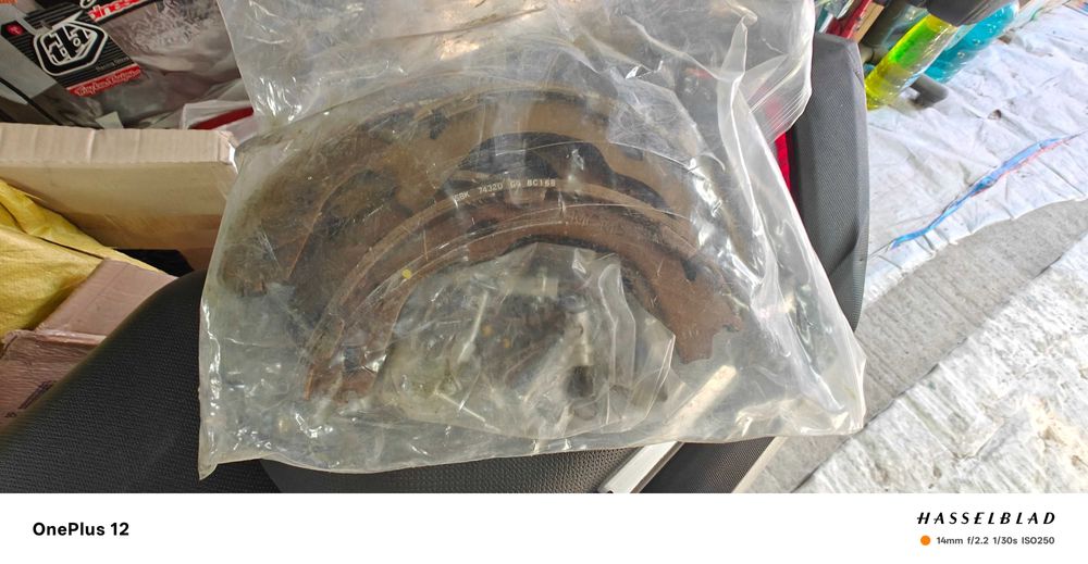 Продам колодки ручника Mobis для Cadillac ATS 2013-2015