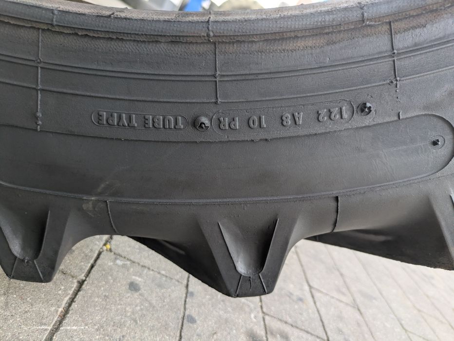 9.5-36 Cultor AS - AGRI 10. 9.5R36  opona rolnicza używana